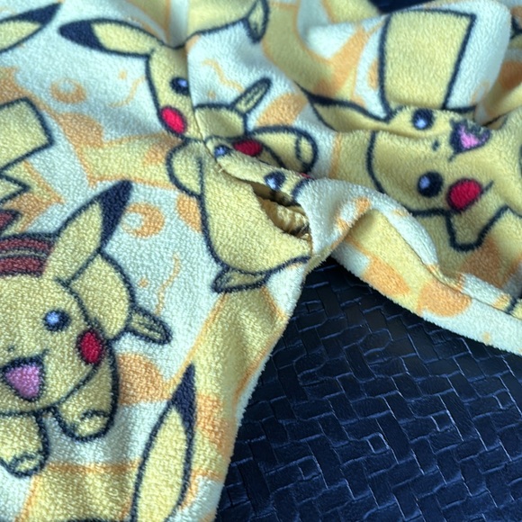 Pokémon pjs onesie hooded zip up cozy - Picture 2 of 3